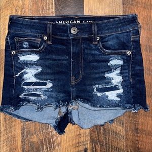 AMERICAN EAGLE HI-RISE SHORTIE
